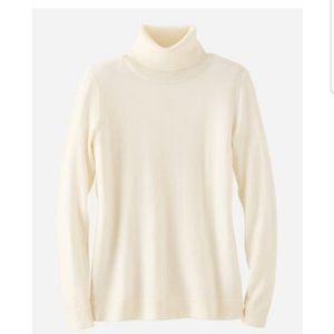 Women's Timeless Merino Wool Turtleneck. Ivory. Pendleton. XXS